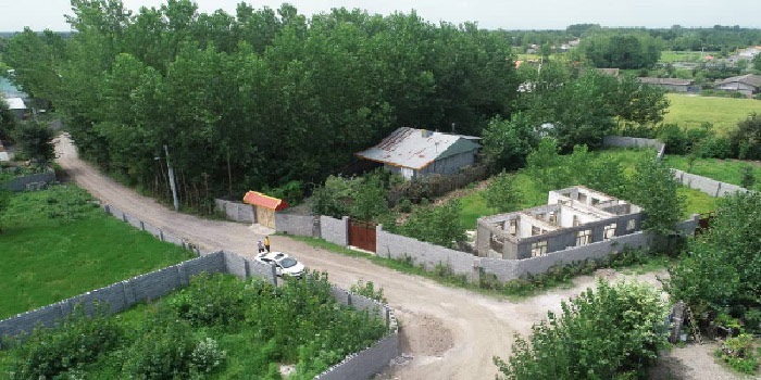 زمین سند دار همراه پروانه ساختمانی 